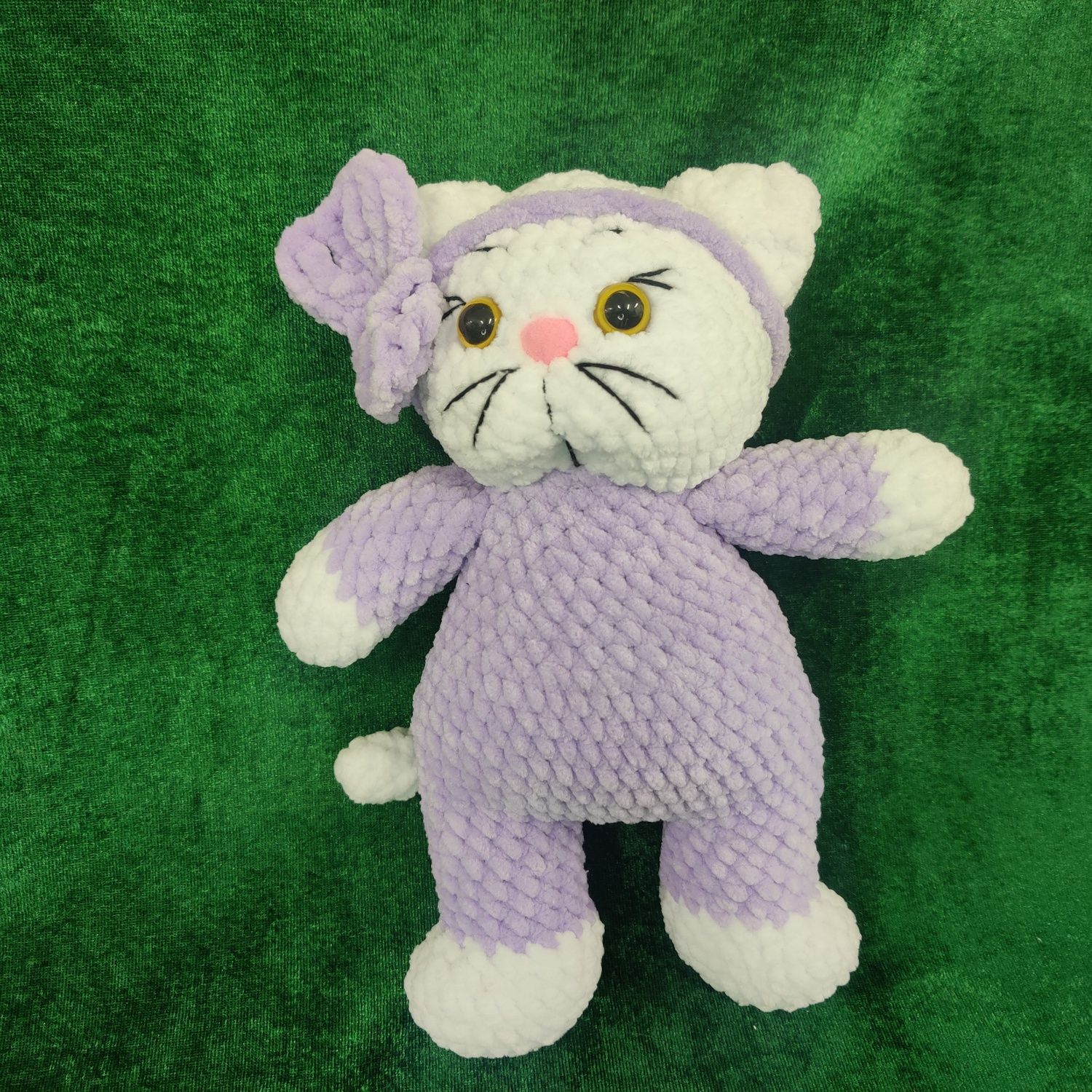 Ведмедик, зайчик та котик - в'язані іграшки ручної роботи (Hand Made)