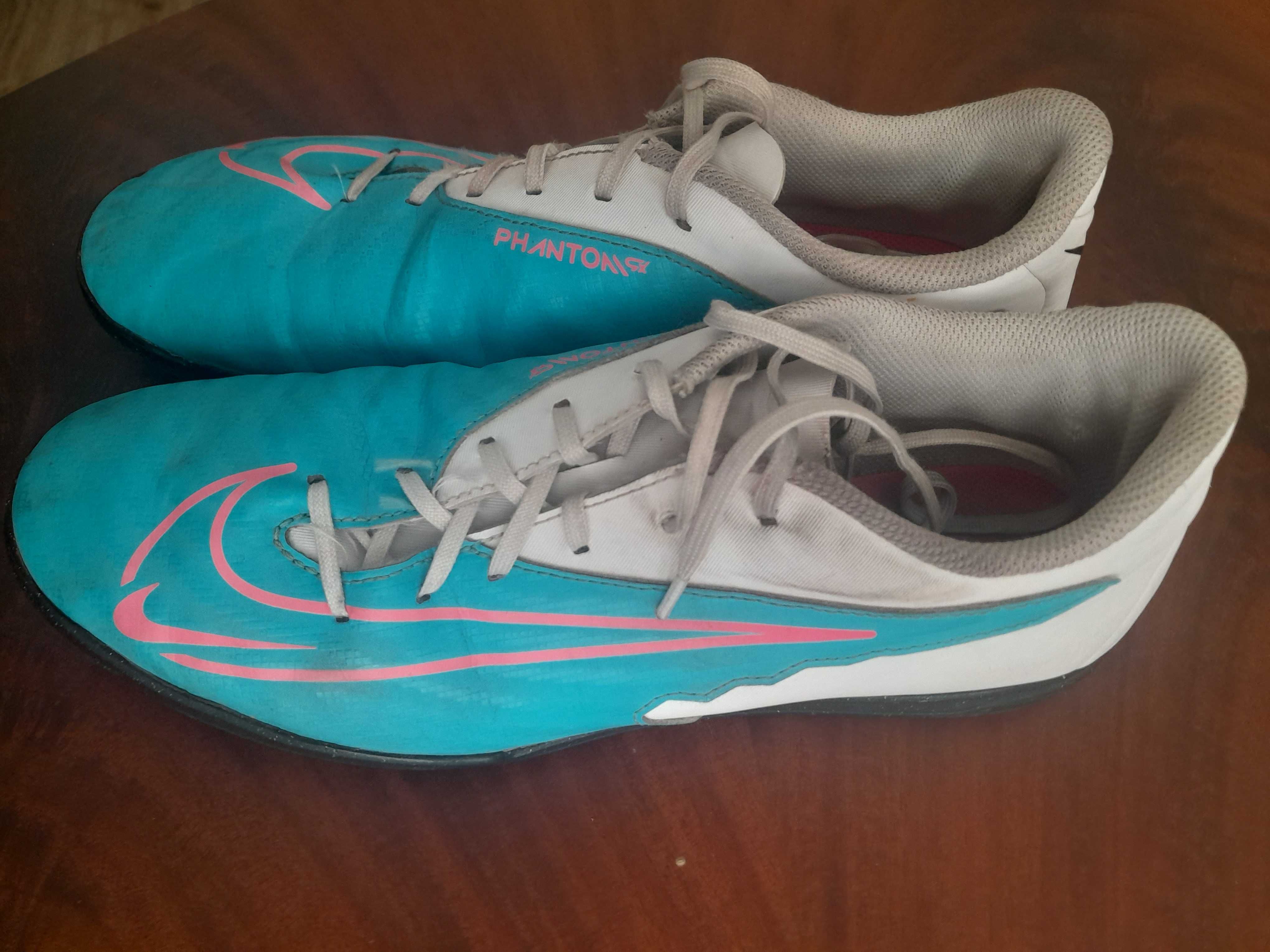Nike Phantom 43 cm