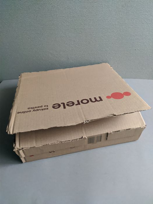 Słuchawki Plantronics Poly Savi 8220 ,zasilacz i Charging Cradle