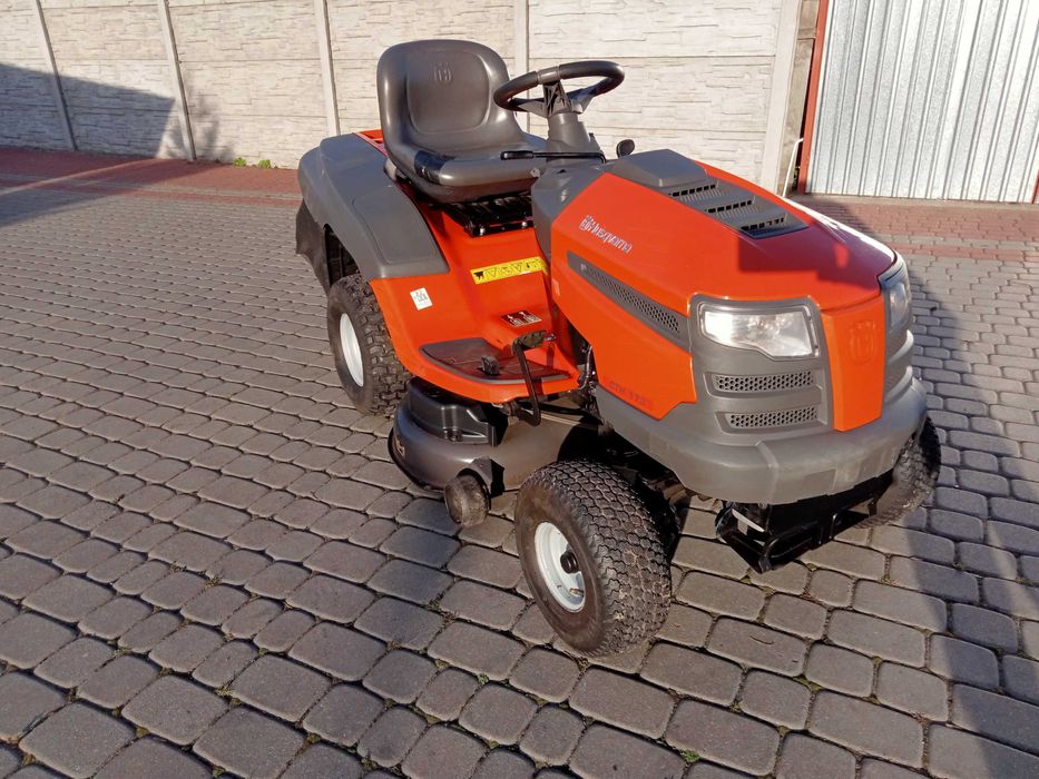 Traktorek kosiarka HusqvarnaCTH173 z pompą oleju