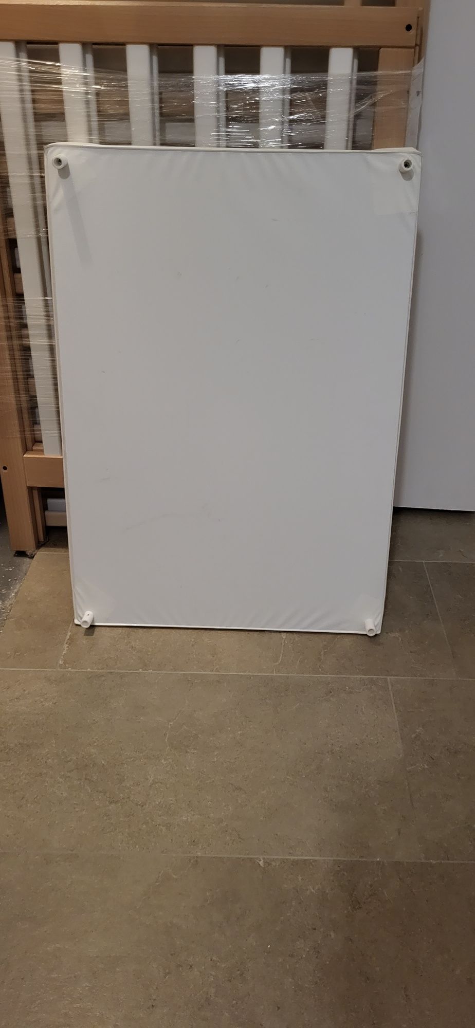 Łóżeczko 120x60 drewniane+przewijak+falbanka IKEA