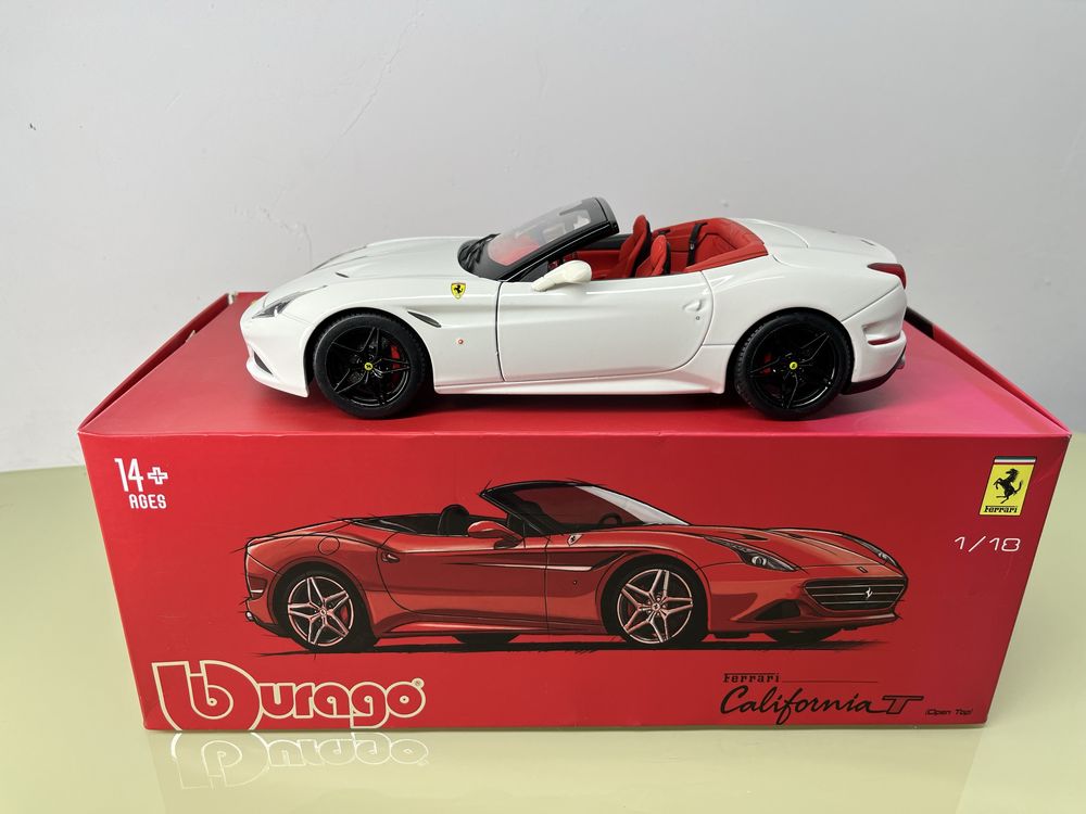 Ferrari California T 1/18 Burago