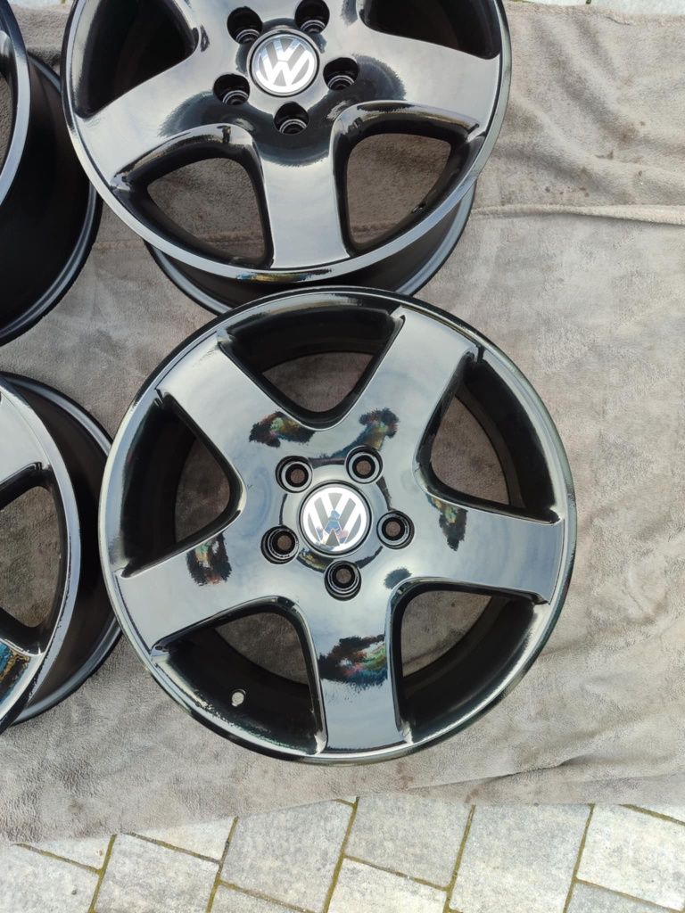 Felgi aluminiowe R17 5x120 VW Busy T5 T6 7J Et 55 super stan