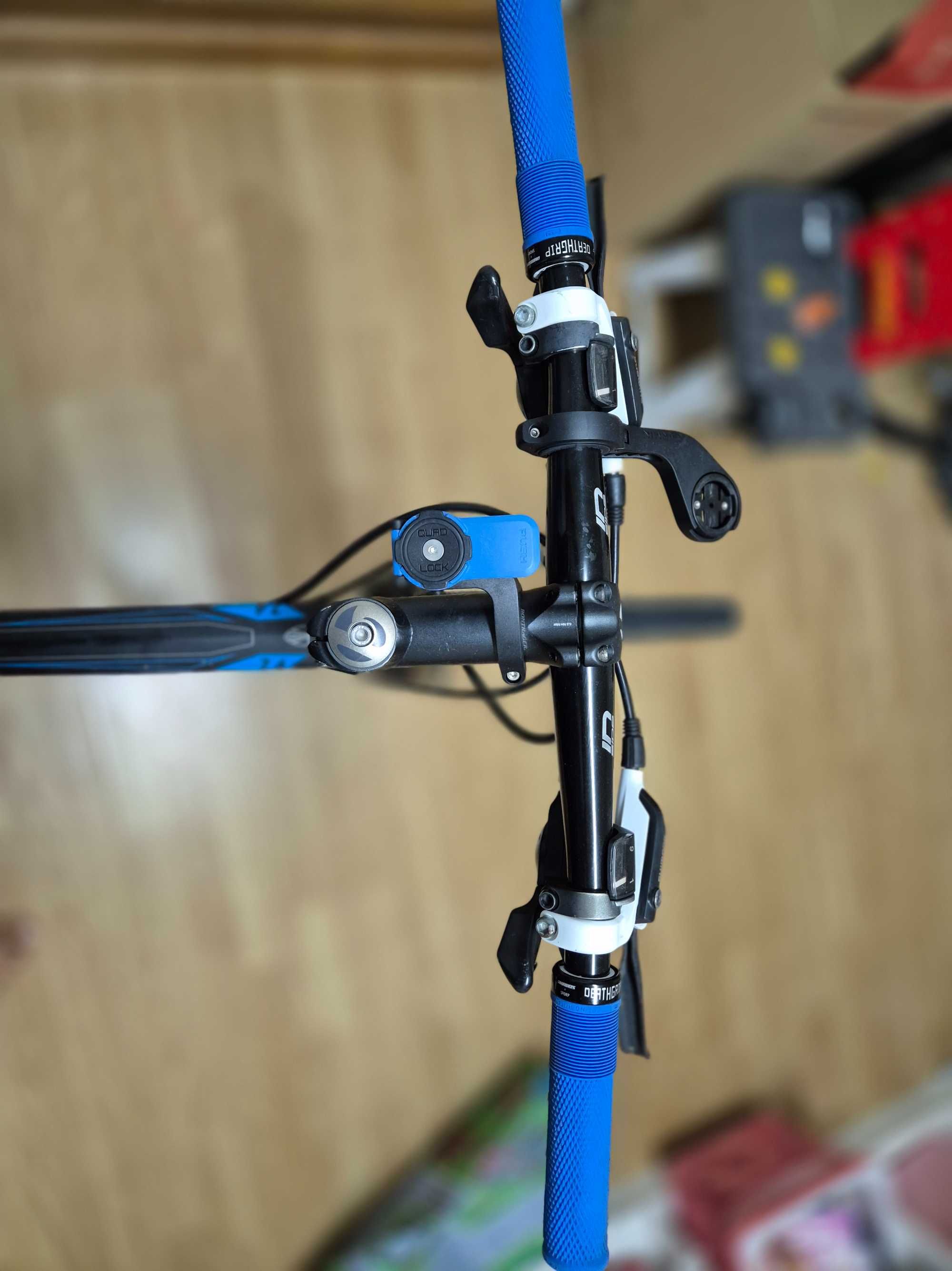 TREK Hybrid fx 7.4