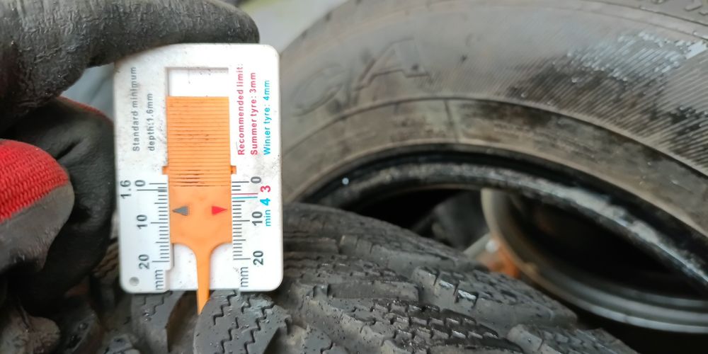 Opony zimowe 195/65/15 debica-fulda 21r