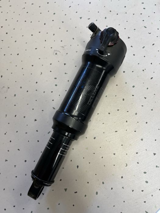 Rock shox delux rt