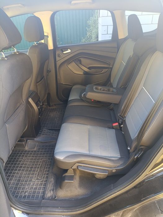 Ford escape 2013р 8500$