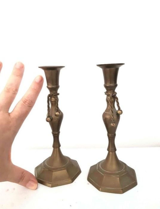 4 peças decorativas em metal 
Ver descrição
Para desocupar