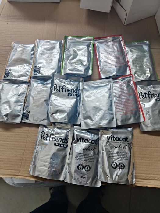 Karma saszetki dla kota 100 szt mix