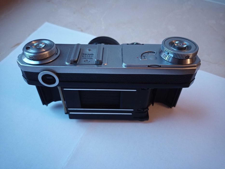 Фотоапарат Киев з Гелиос 103
