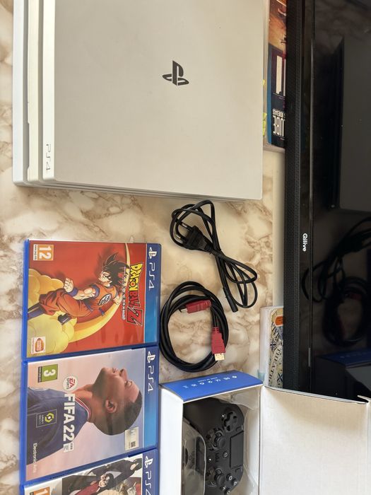 Playstation 4 Pro 1T Branca