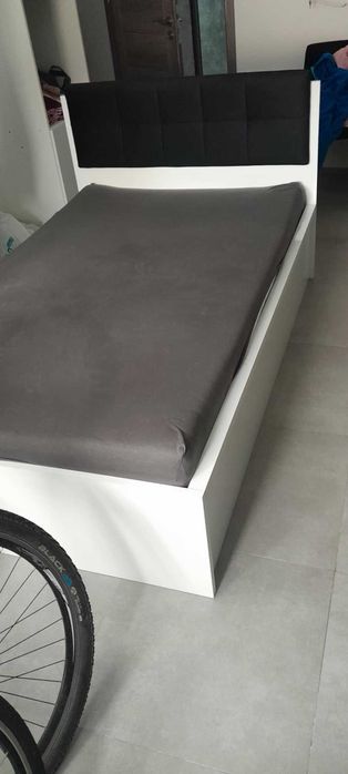 Łóżko Black Red White - jak nowe