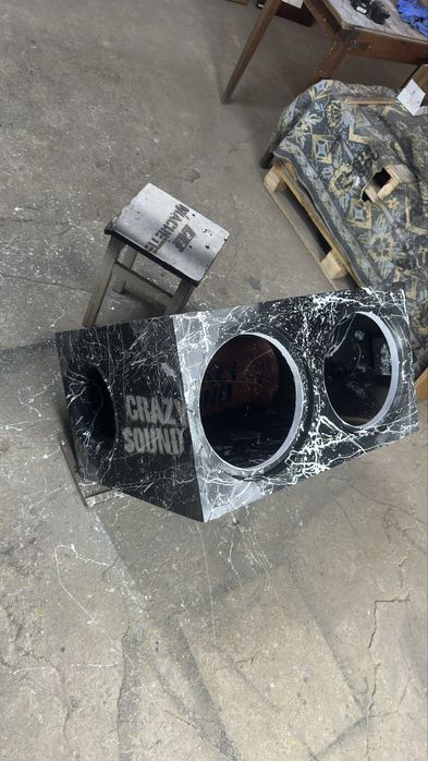 Короб под две 12ки на трубе мдф