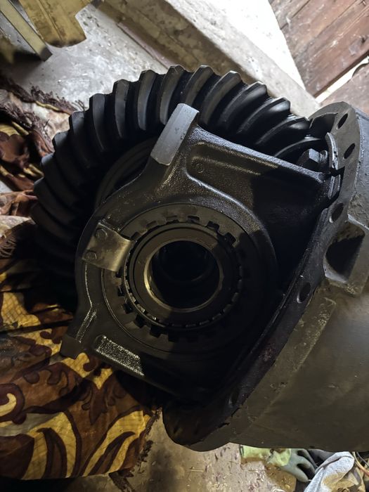 Продам редуктор на volvo fh 13