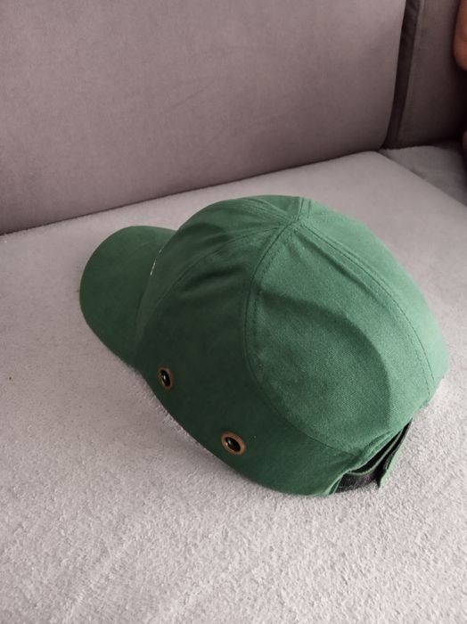 Nowy czapkokask unisex