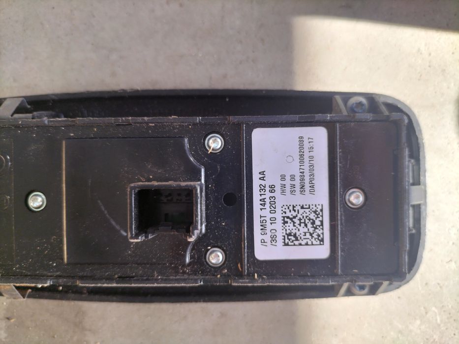Ford Kuga MK1 przełącznik panel otwierania szyb 9M5T.14A132AA