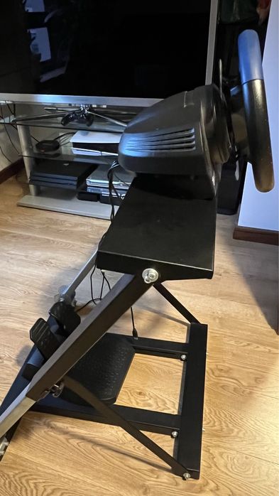 Volante para videojogos de autobilismo