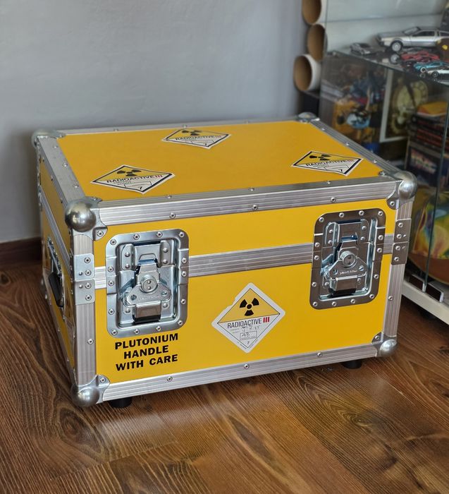 Skrzynka na pluton - Powrót do przyszłości - Back to the Future