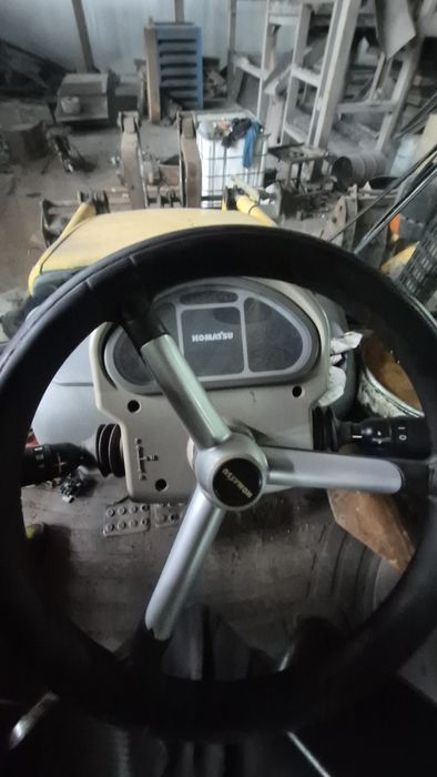 Продам Komatsu wb-97r2