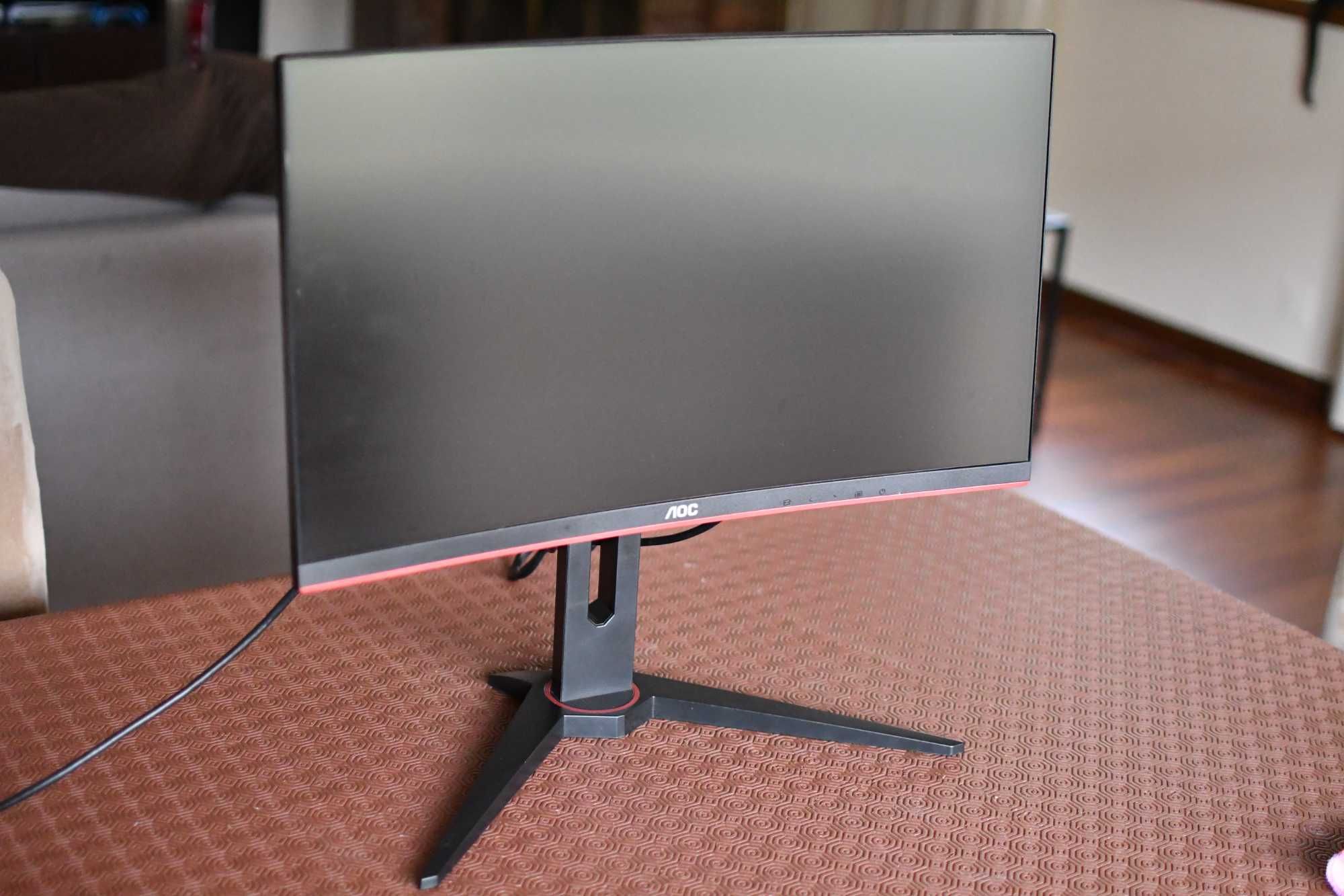 Monitor AOC curvo 24'' C24G1