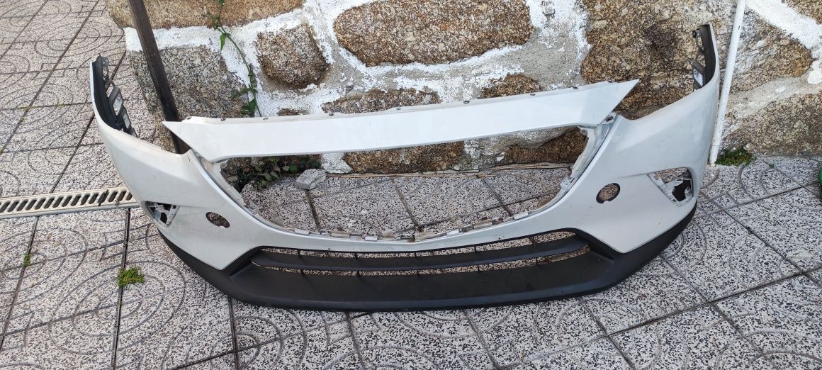Pára-choques da frente Mazda CX3