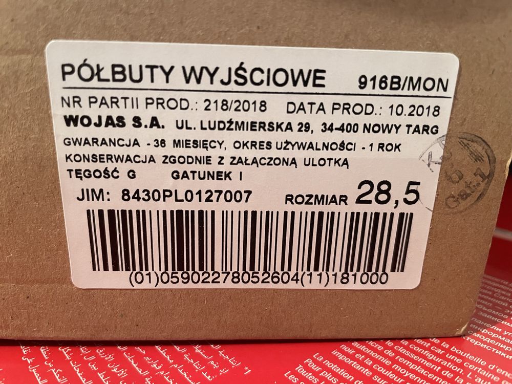 Buty wyjsciowe 28,5