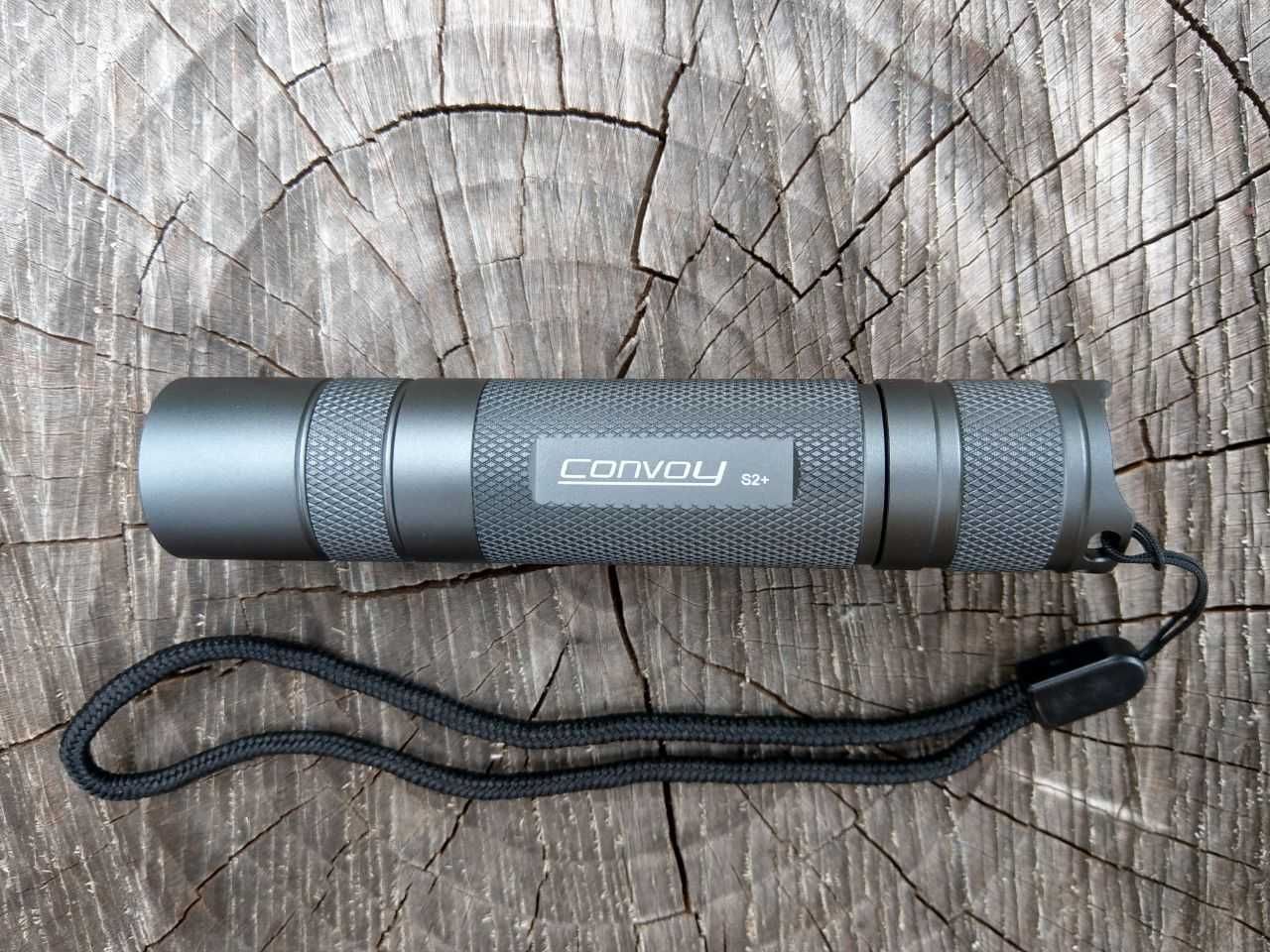 Тактический фонарь Convoy S2+ XM-L2 / 2.1А / 1000 люмен / серый