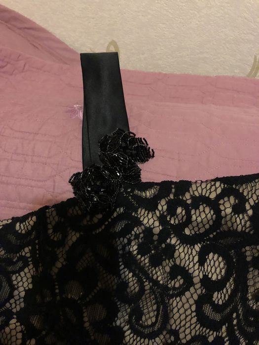 Вечірня сукня ажурна