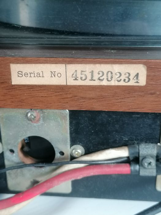 Gira Discos Sanyo TP 625