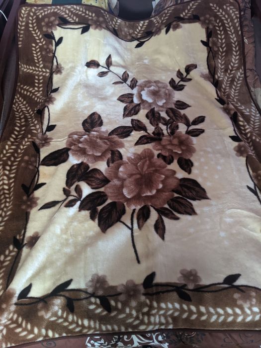 Одеяла Покрывала Пледы