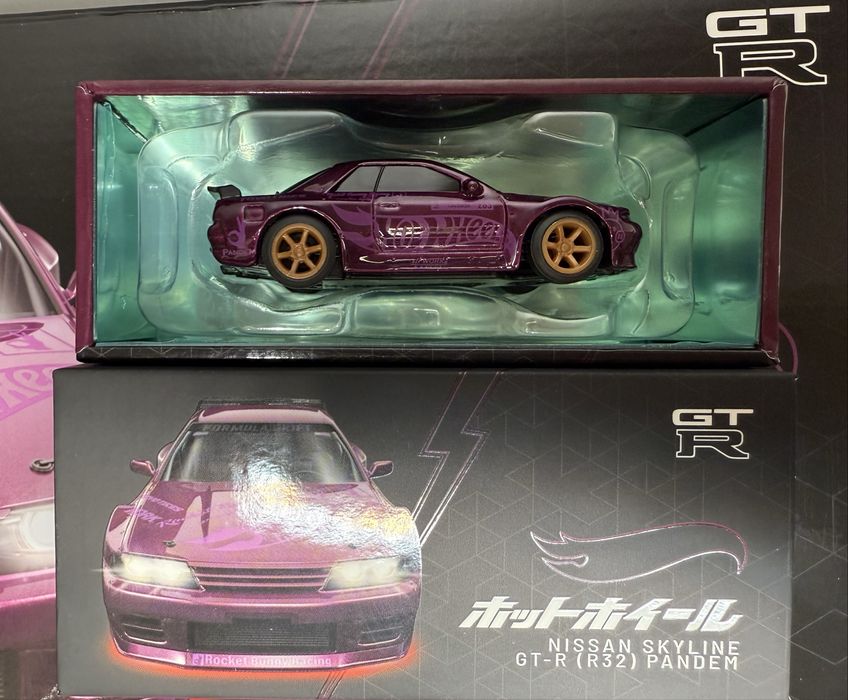 Hot wheels 1:64 металл на радиоуправлении впервые nissan GT-R 32