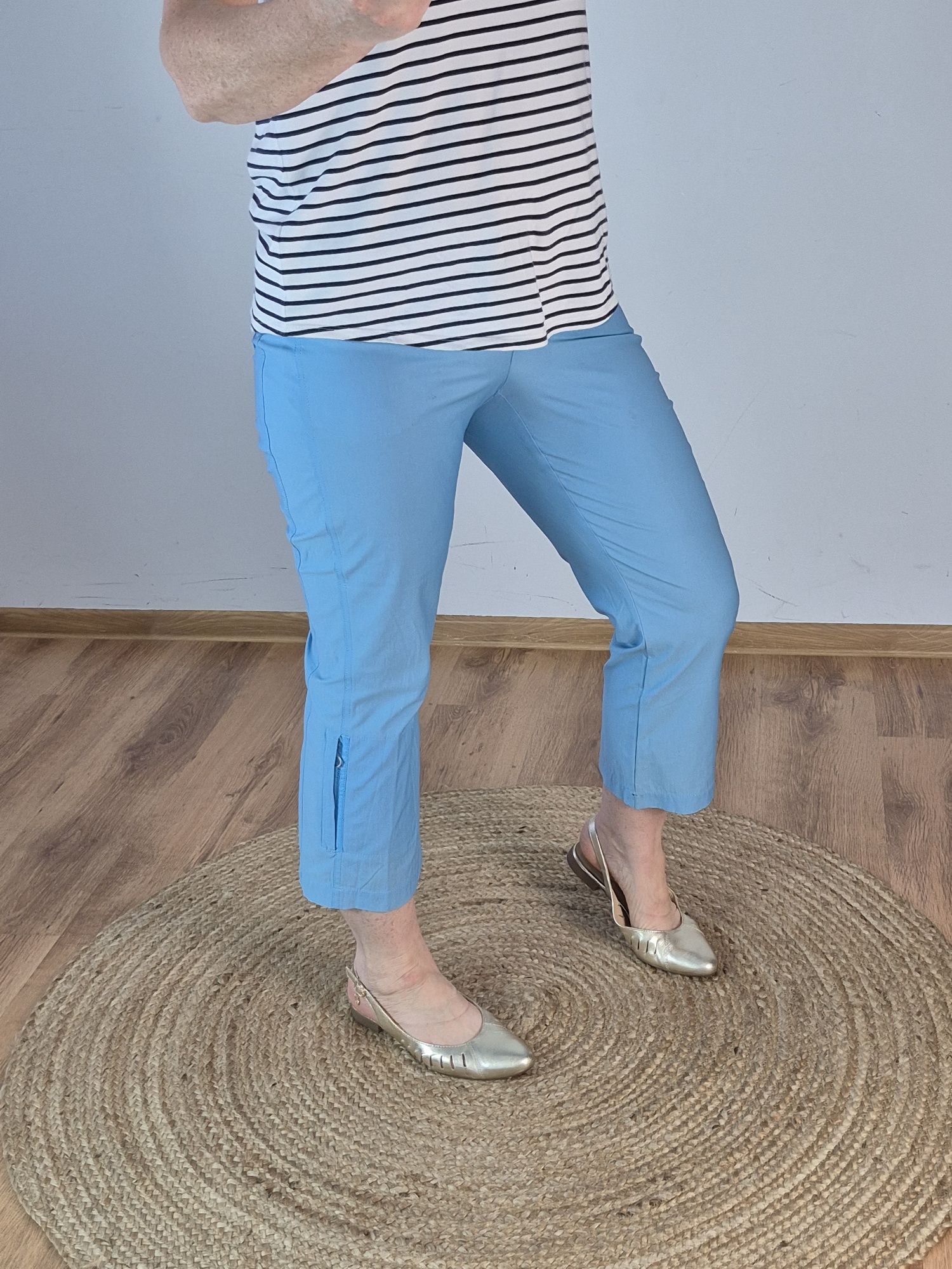Niebieskie spodnie 7/8 Marc Cain Sport, rozmiar L/XL, lekkie i wygodne