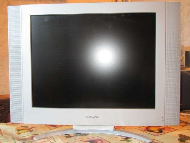 LCD телевизор Playsonic c экраном 20 дюймов