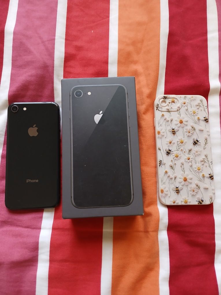 Iphone 8 impecável