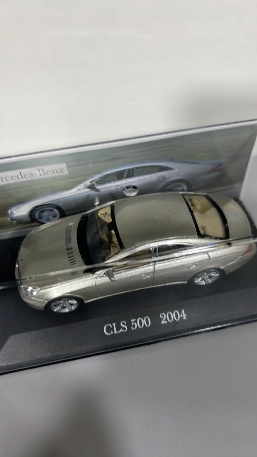 Маштабна модель Mercedes Benz CLS 500. Маштаб 1/43