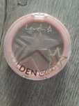 Puder do konturowania twarzy lovely golden glow nr 3