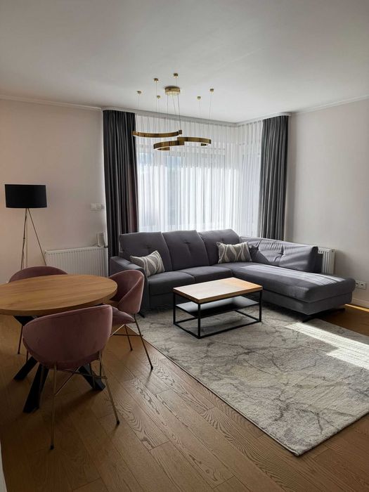 3 pokojowe mieszkanie z tarasem na sprzedaż, garaż +miejsce parkingowe