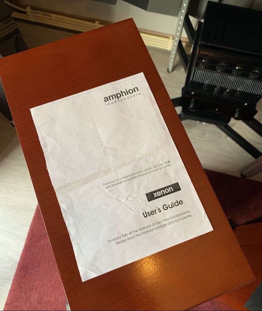Amphion xenon 2 colunas