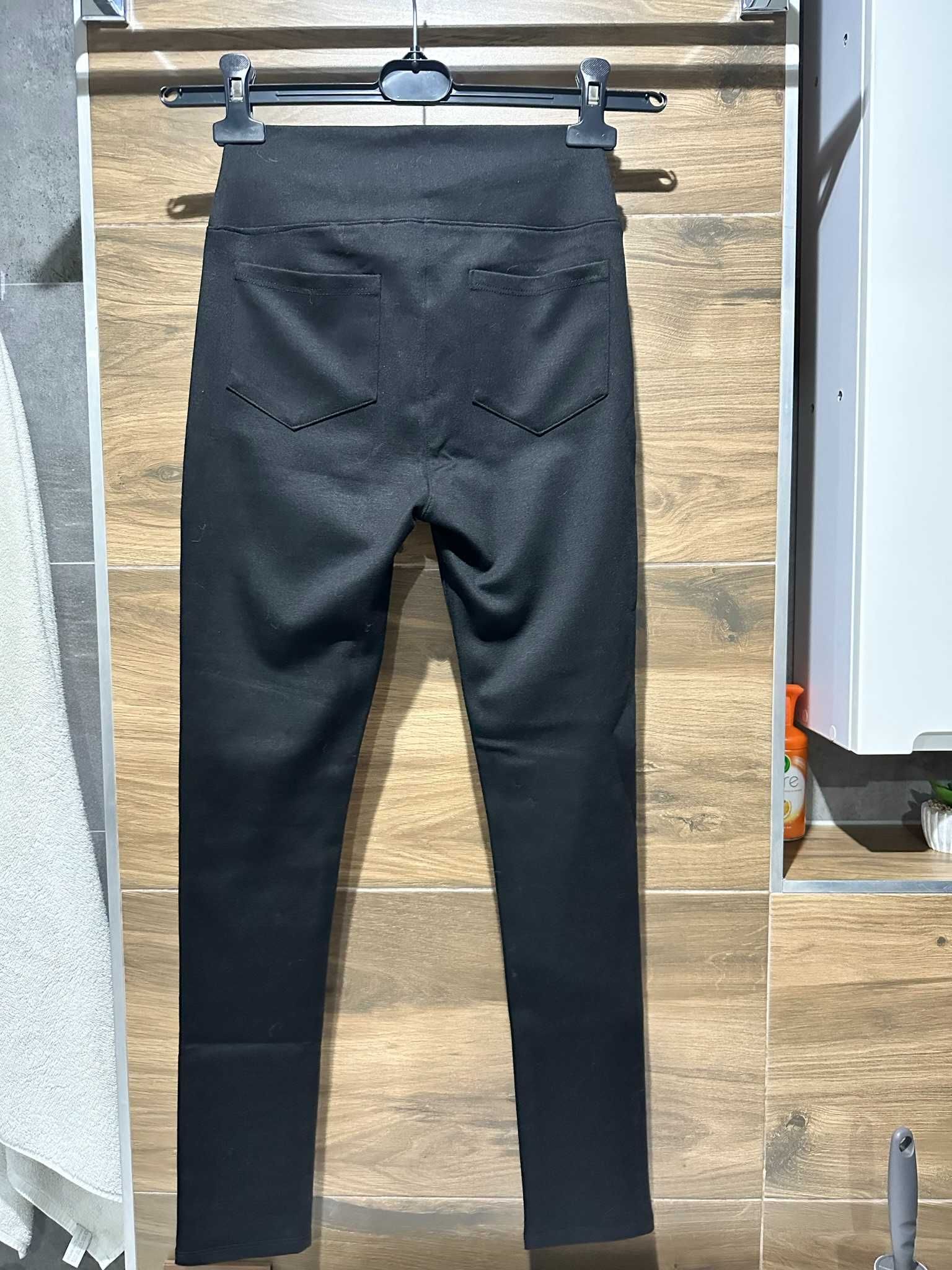 Spodnie damskie - materiałowe [czarne]