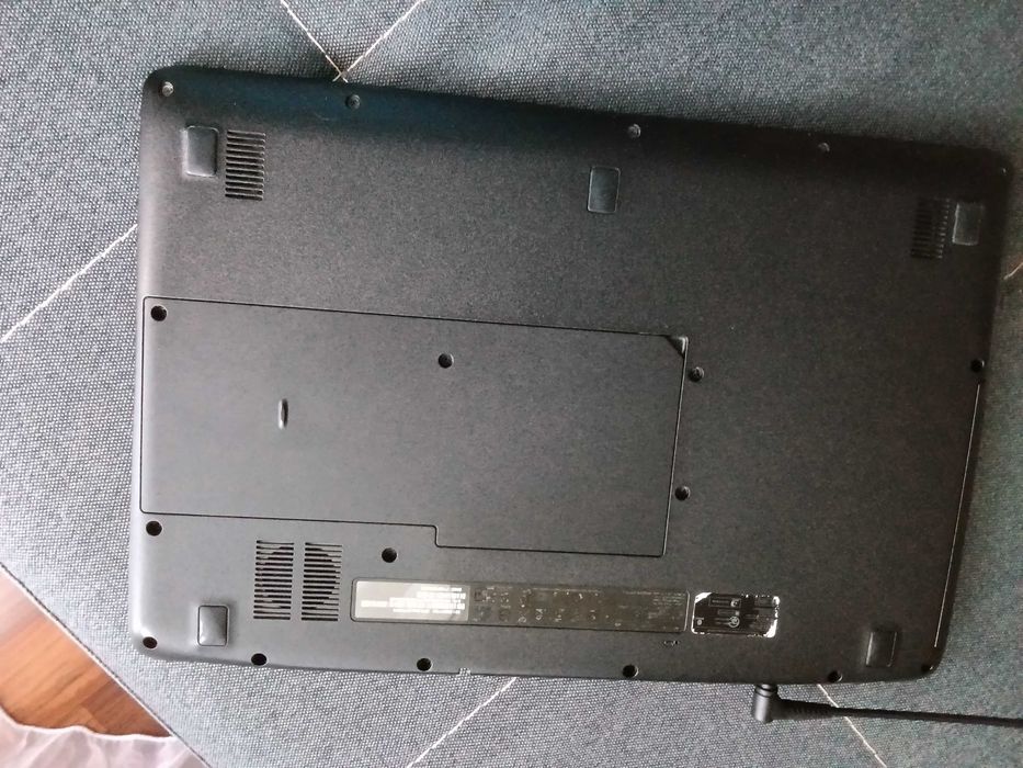 Ноутбук Acer Aspire ES1-532G-P1Q4 рабочий.