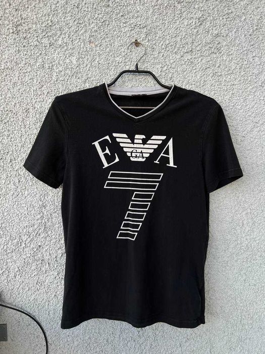 Футболка Emporio Armani