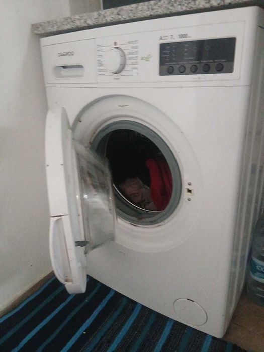 Maquina de lavar roupa