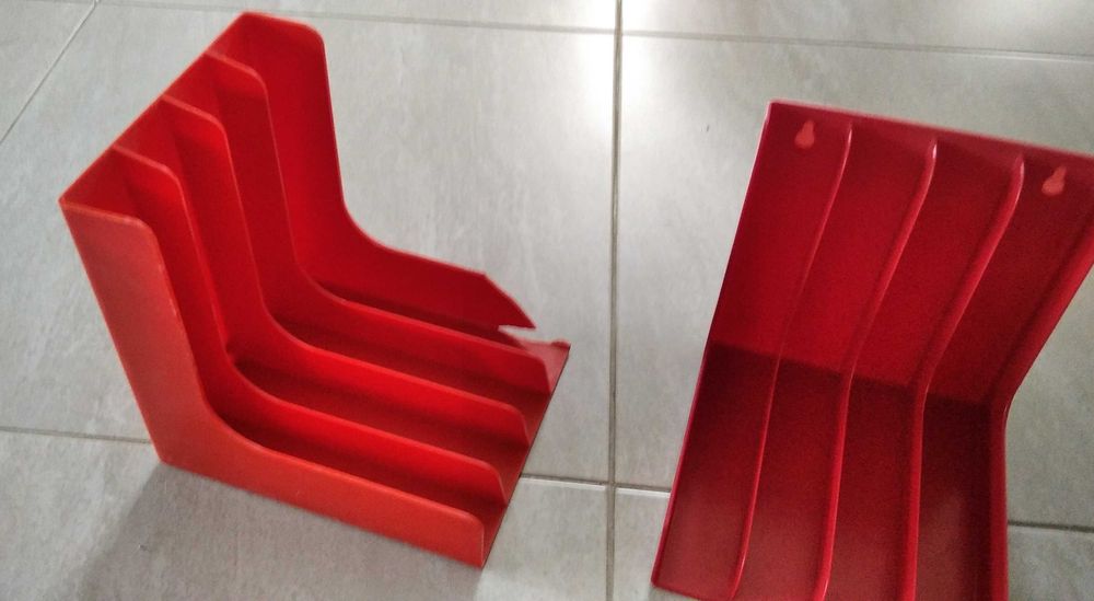 2 stojaki na płyty winylowe (single)