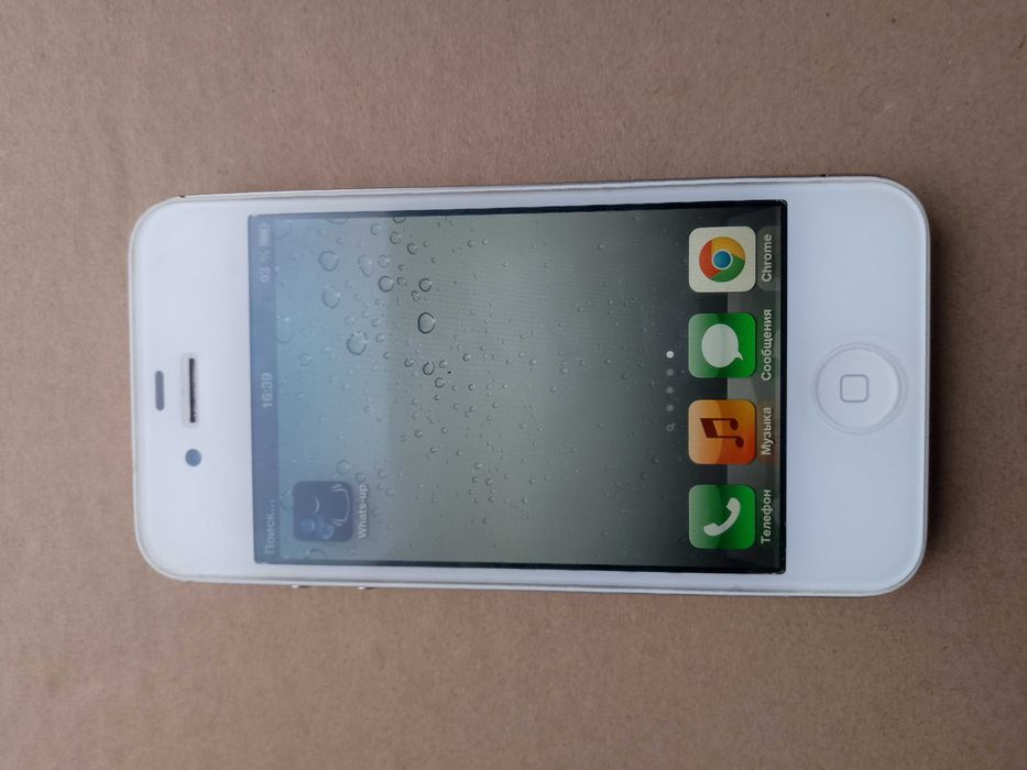смартфон Apple iphone 4s