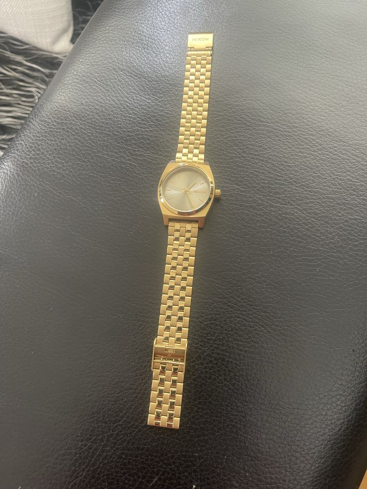 Relógio Nixon time teller medium