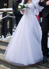 Suknia ślubna Lillian West 6303