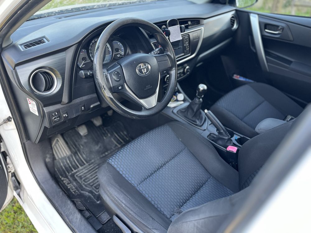 Toyota Auris Bizz IVA discriminado
