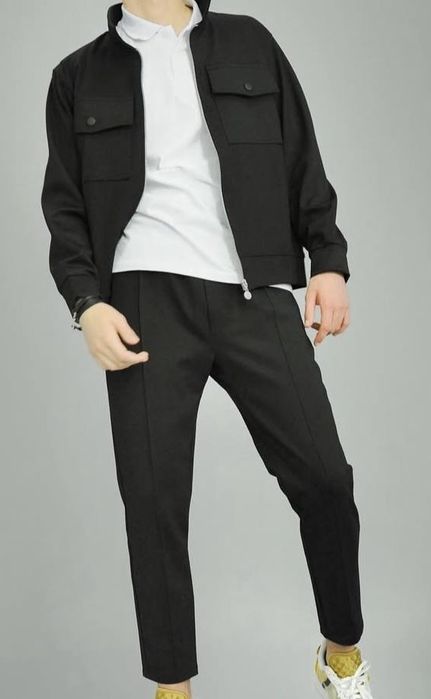 Чоловічий костюм