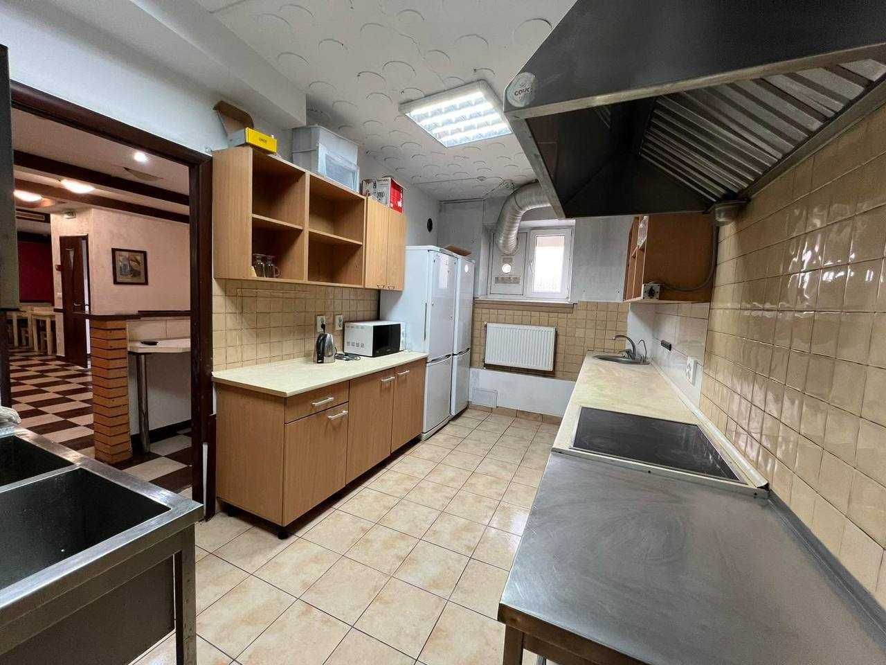 Продається комерційне приміщення