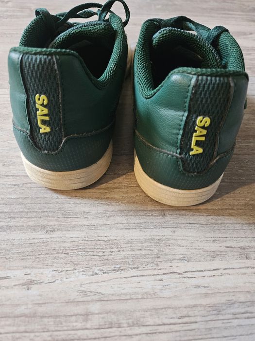 Buty halówki Adidas Sala 2 J dziecięce rozmiar 36 2/3